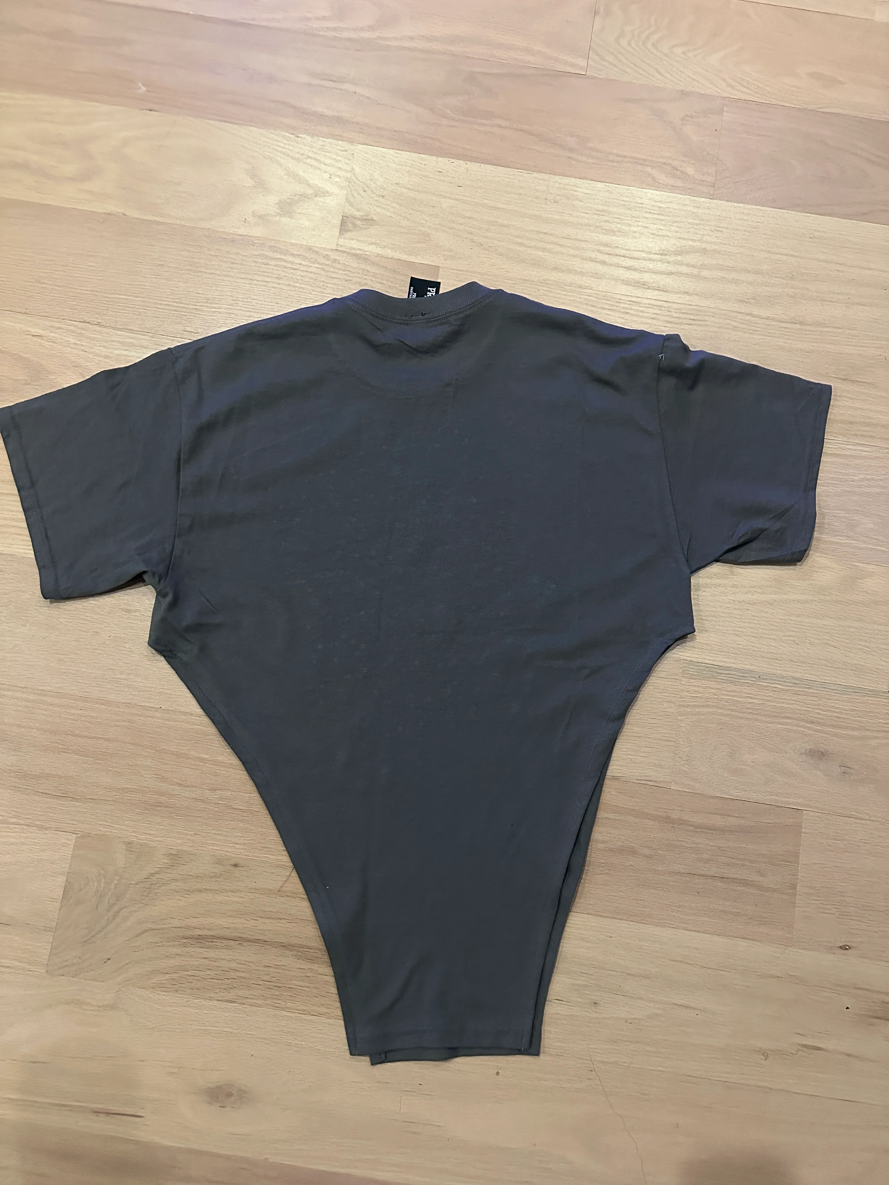 Sade Essential Tee - Image 2