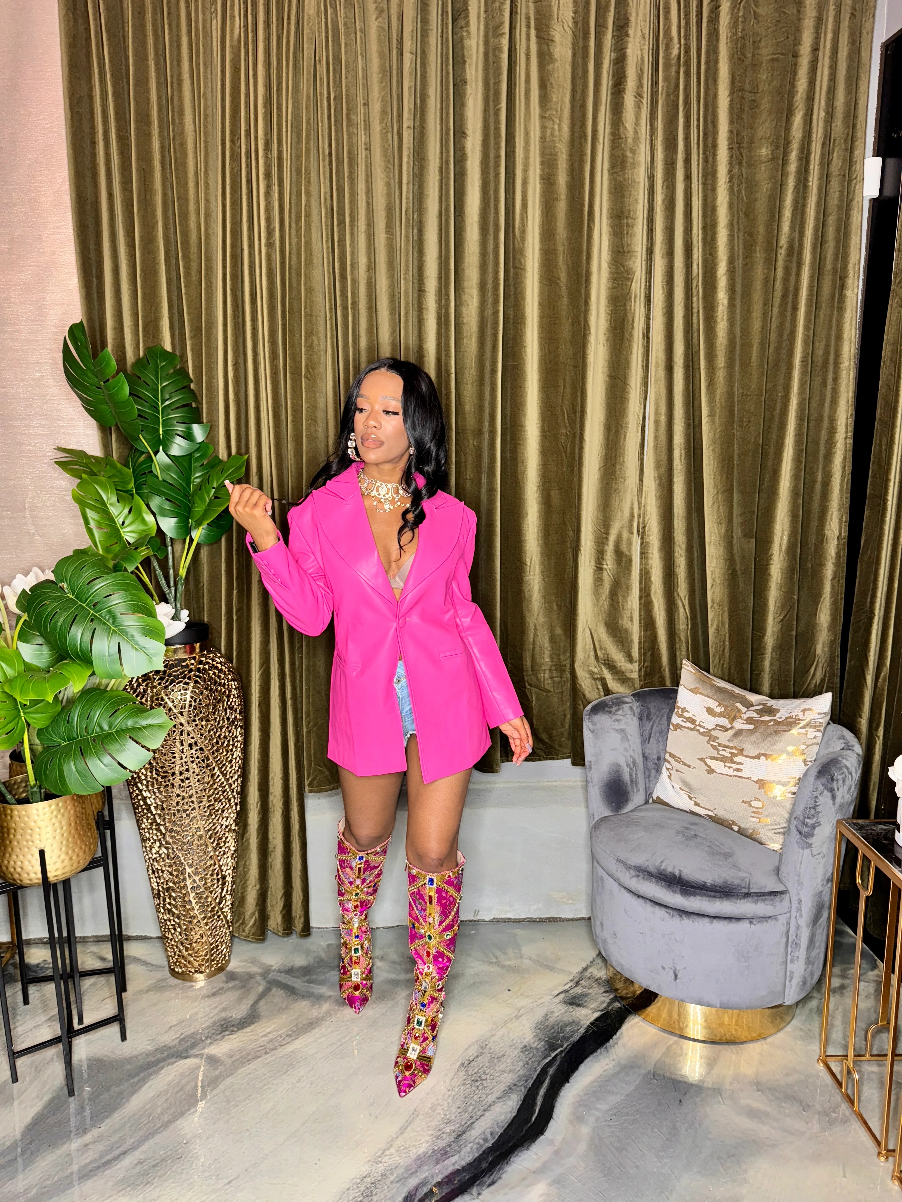 The Pink Blazer - Image 6